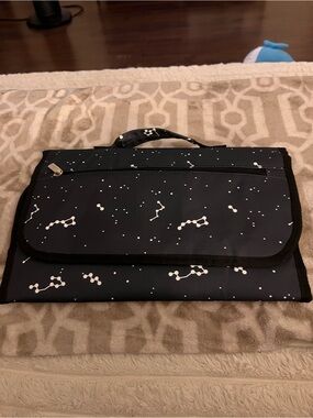 Portable changing baby bag